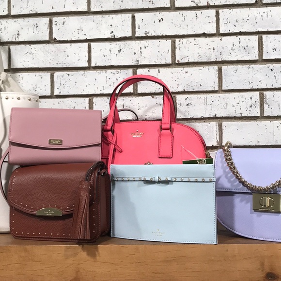 Meet your Posher - Picture 2 of 4